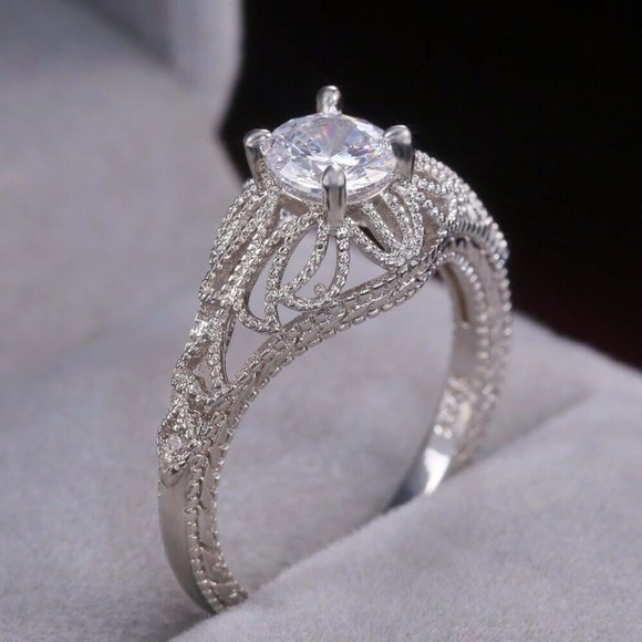 New 925 Silver Wedding White Sapphire Ring - Picture 4 of 7